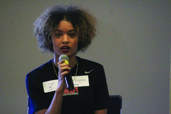 Virgina Hill shares her opinion on race and democracy at the #UniteIowa event. Hill was a part of the team that planned the event in Parent’s Hall. PHOTO BY CASSANDRA BAUER | STAFF PHOTOGRAPHER