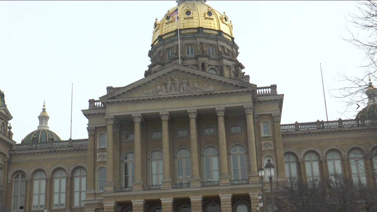 20-week abortion ban moves to Iowa House