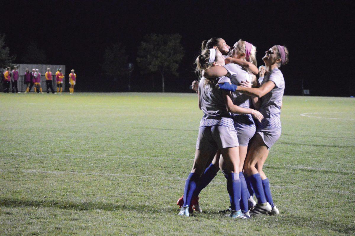 Drake women's soccer completes undefeated month