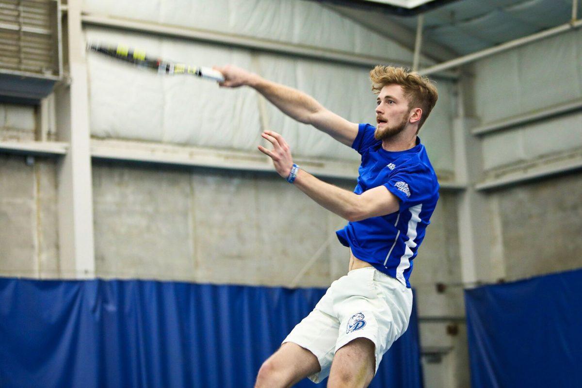 Men’s Tennis falls to two ranked opponents; picks up a conference win