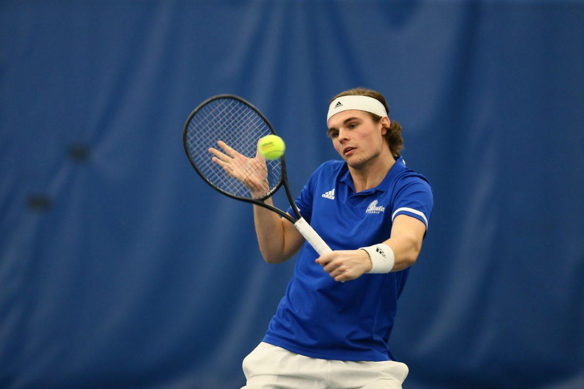 Men's Tennis Collect Three Losses over the Weekend