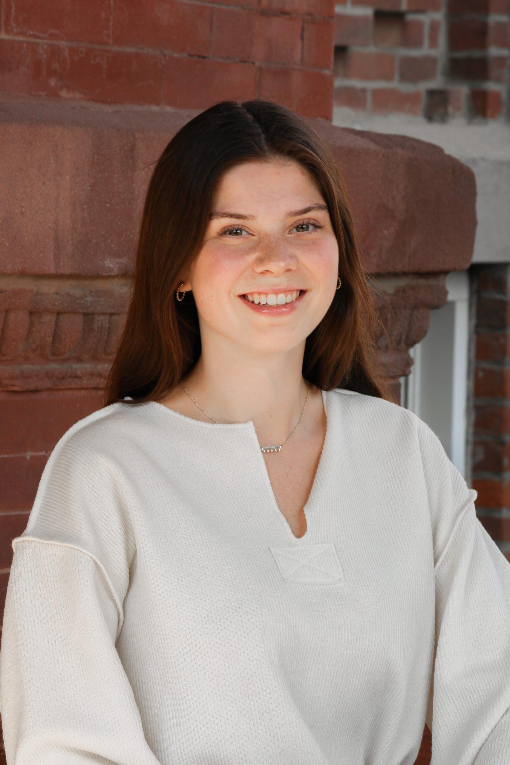 Ashley Dyson Campaign Headshot