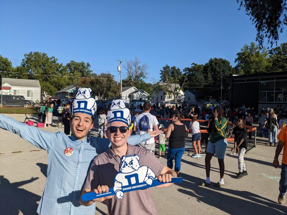 Drake students  handed out bulldog crowns to Findley Elementary students during a Back-to-School Night event on Thursday. Photo courtesy of Maria Heath.