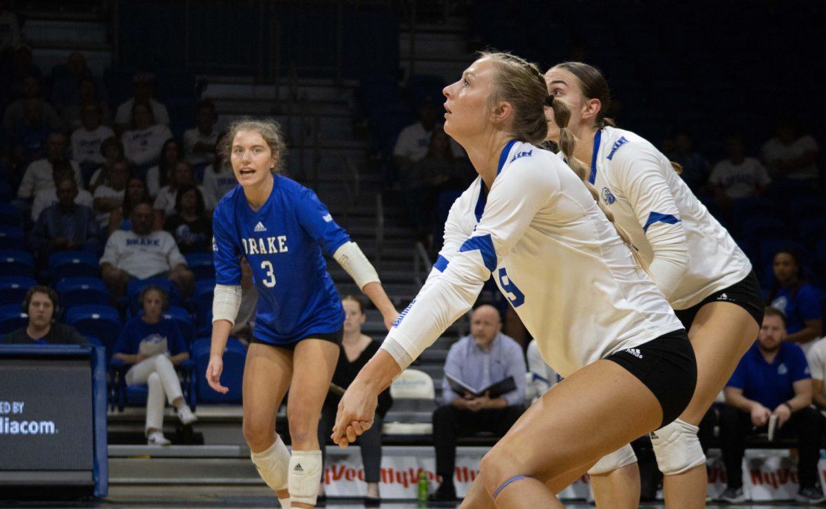 Drake University Women's volleyball team loses after five sets to the UNI Panthers. Photo courtesy of Sarah Fey - sports photographer.