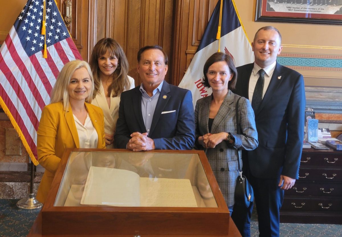 Members of the Polish Parliament pose with Secretary of State Paul Pate in the Iowa Capitol. The PMs visited Drake University on Sept. 24. Photo courtesy of Hannah Huisman
