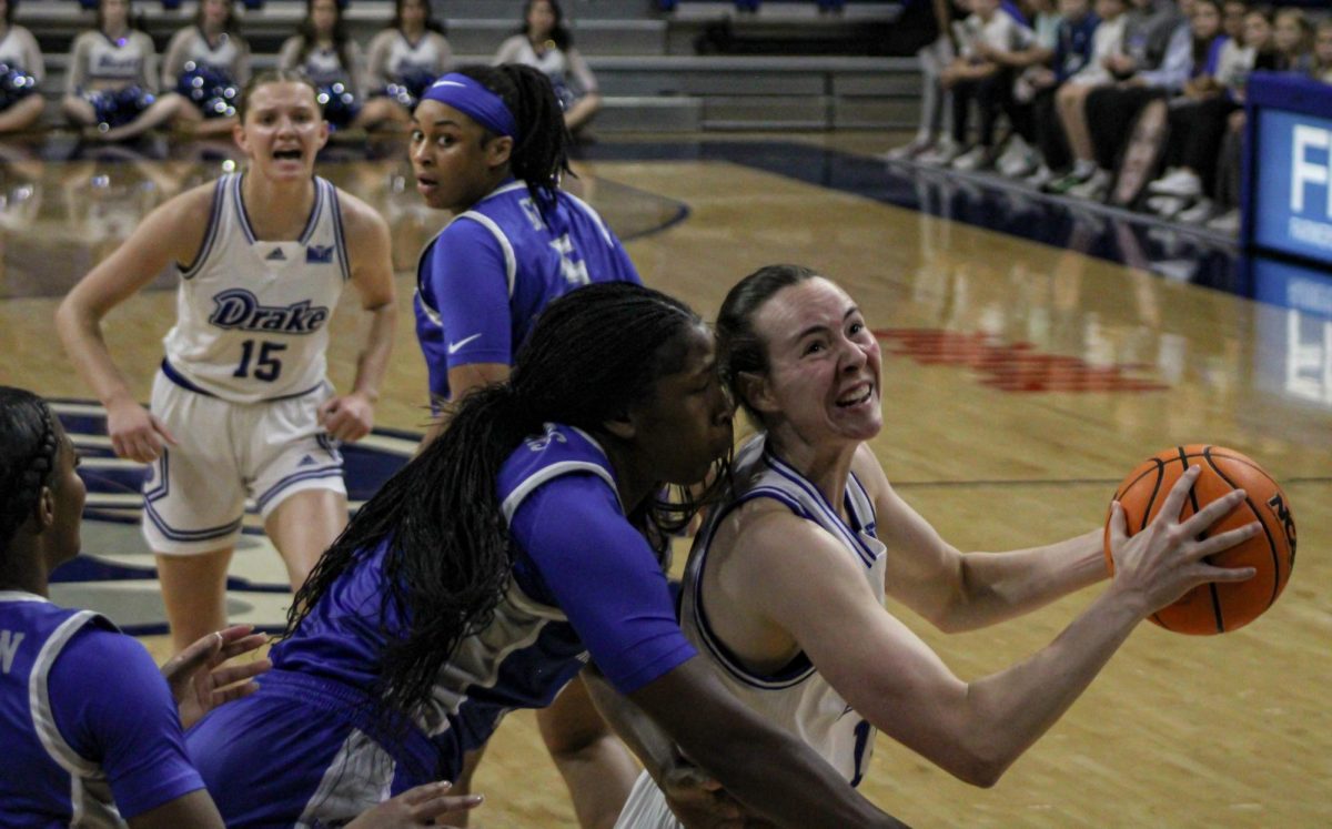 Drake women's basketball secures its first win of the season at the Knapp Center after being within single digits of the St. Louis Billikens all game. The Bulldogs were able to break away with a 95-70 victory. 