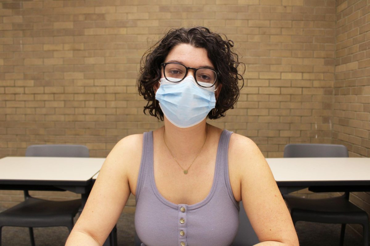 Although wearing a mask is no longer required, some students still choose to wear one in order to protect their health and the health of others. 