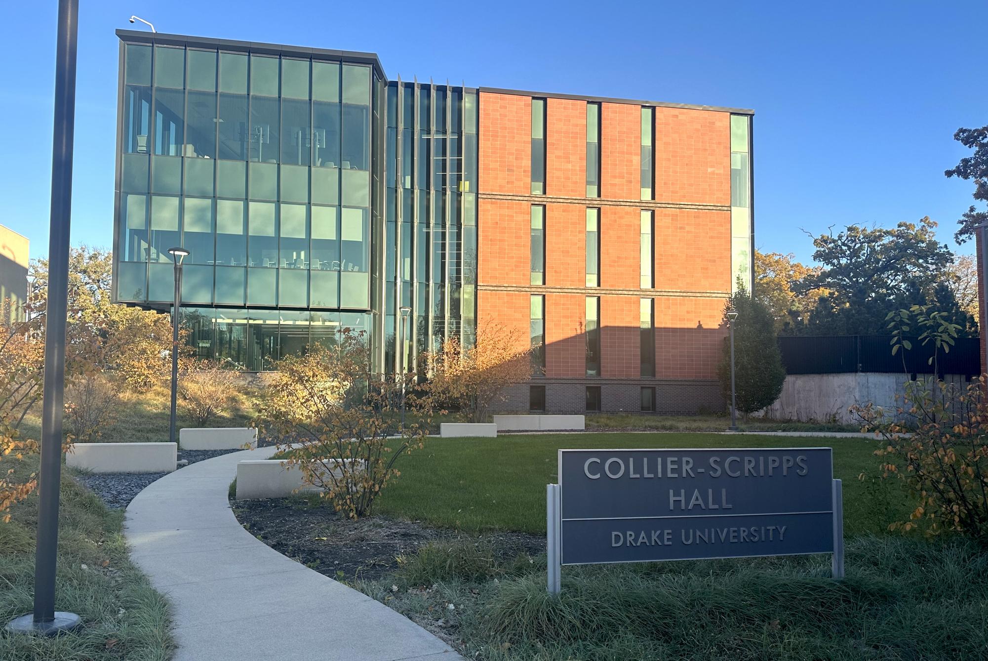 The School of Education at Drake gives its students opportunities to get into the classroom before they student teach through practicum assignments, which many look back on fondly. However, this writer says her experience was overtaken by her job as the phone police which was a result of the new phone ban across the state.