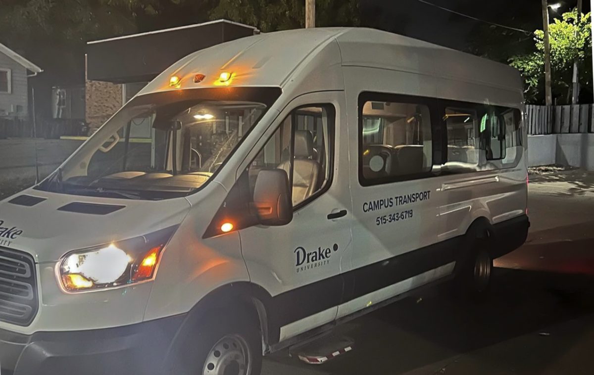 The Safe Ride bus, free and available to use for all Drake students, has been reported to be unreliable recently. The bus operates between 24th and 34th Street from Cottage Grove Avenue to College Avenue.
Photo courtesy of Drake Safe Ride
